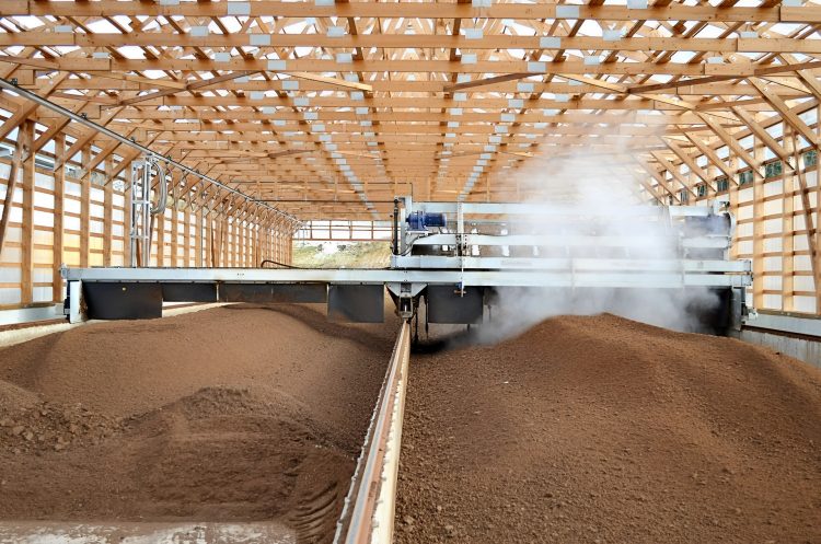 Can Composting Succeed in Hot, Dry Climates?