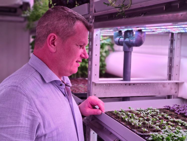 URBAN CROP SOLUTIONS PROMOTES MICROALGAE CULTIVATION